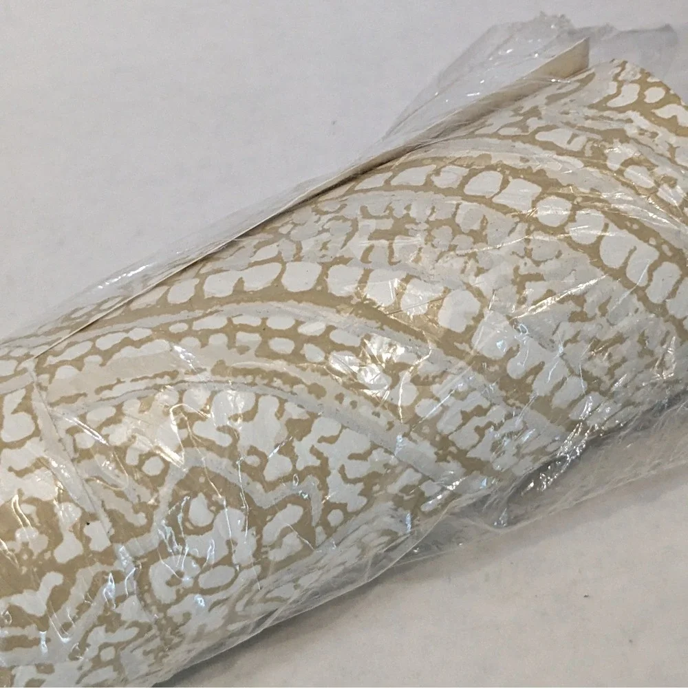 Thibaut Tulsi Block Wallpaper Tan White Paisley T-64187‎ Washable 60.75 Sq Ft